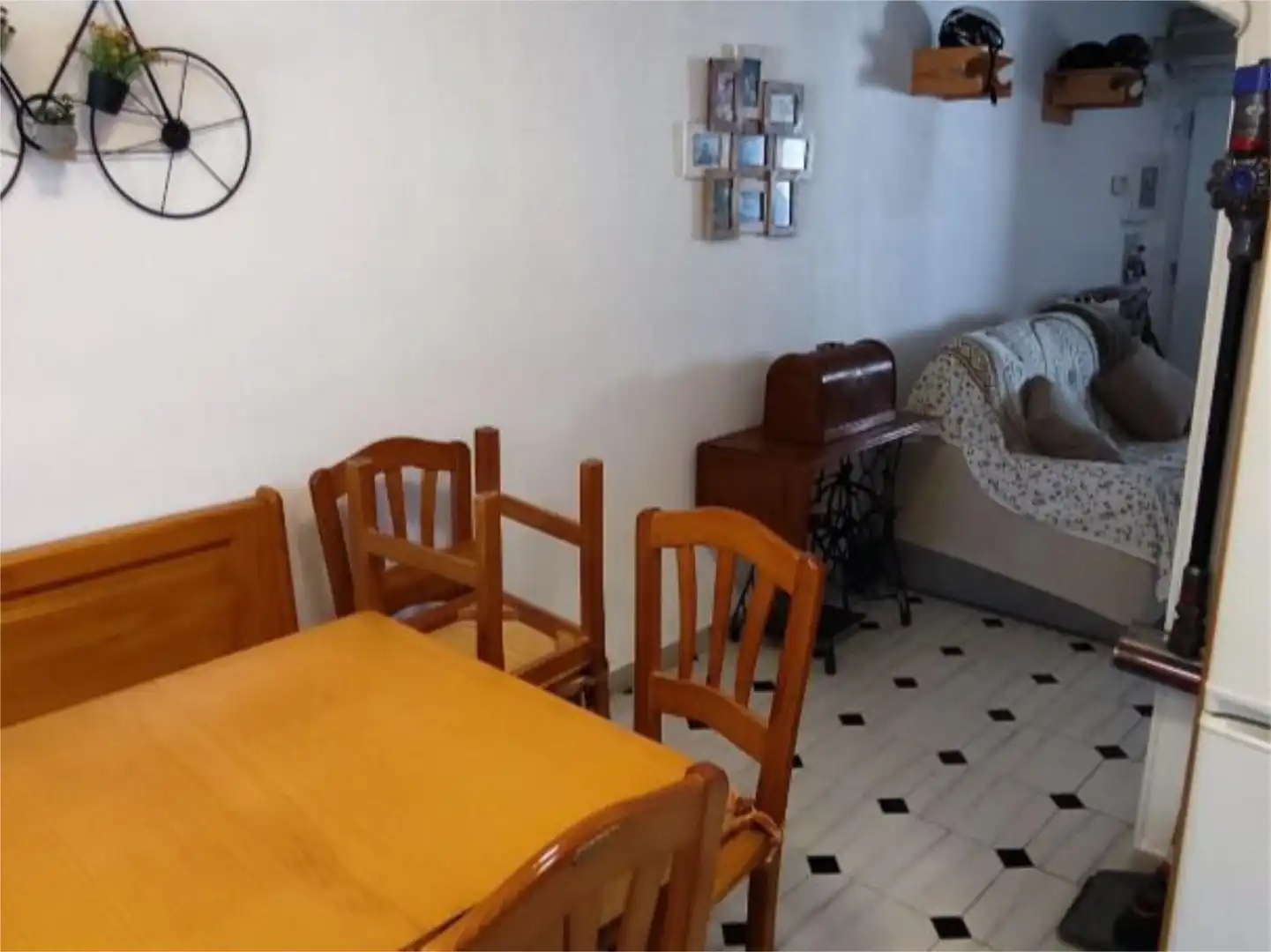 Piso en venta en Calle Mar de Cristal, 44, San Román de los Montes Comedor de Piso en venta en San Román de los Montes con Aire acondicionado, Calefacción y Jardín privado