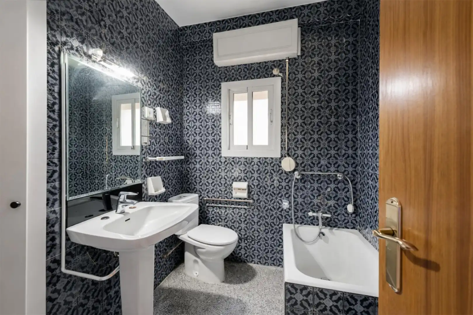 Casa o xalet en venda a Carrer 552, 17, La Cañada Bany de Casa o xalet en venda en Paterna amb Jardí privat i Terrassa