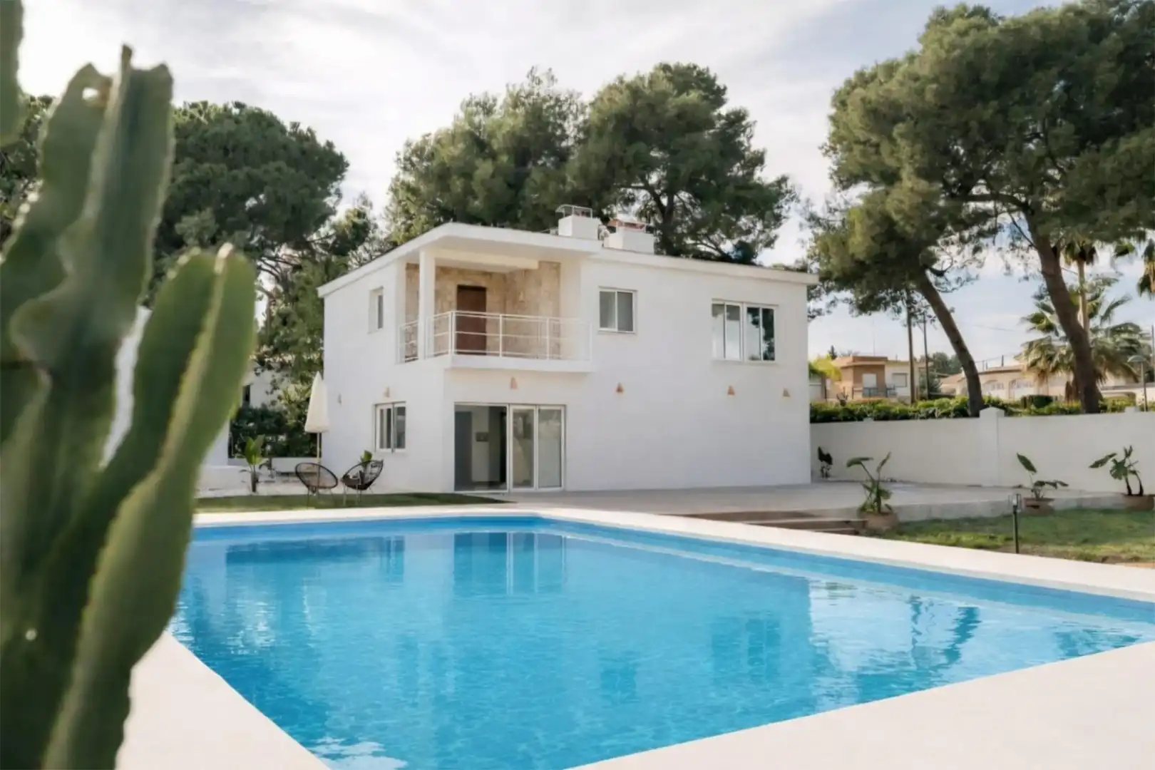 Casa o chalet en venta en Carrer 552, 17, La Cañada Vista exterior de Casa o chalet en venta en Paterna con Terraza y Piscina