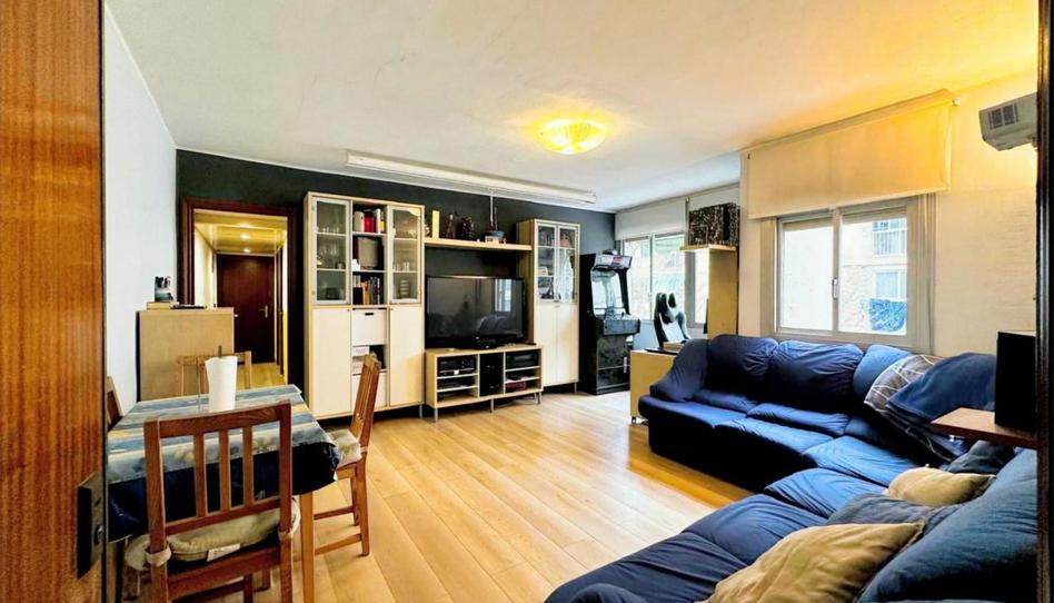 Pis en venda a Carrer del Cedre, 8, Sant Ildefons, Cornellà de Llobregat - imatge 1 Foto 1 de Pis en venda a Carrer del Cedre, 8, Sant Ildefons, Cornellà de Llobregat