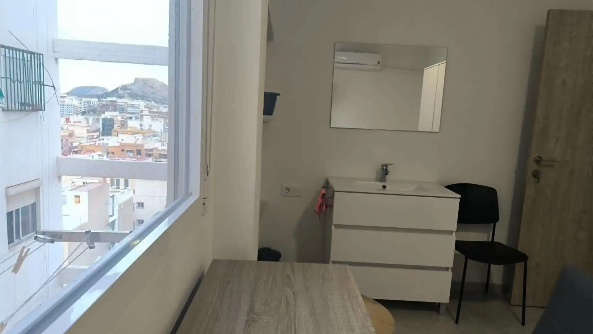 Habitación en Calle de los Doscientos, 13, Benalúa