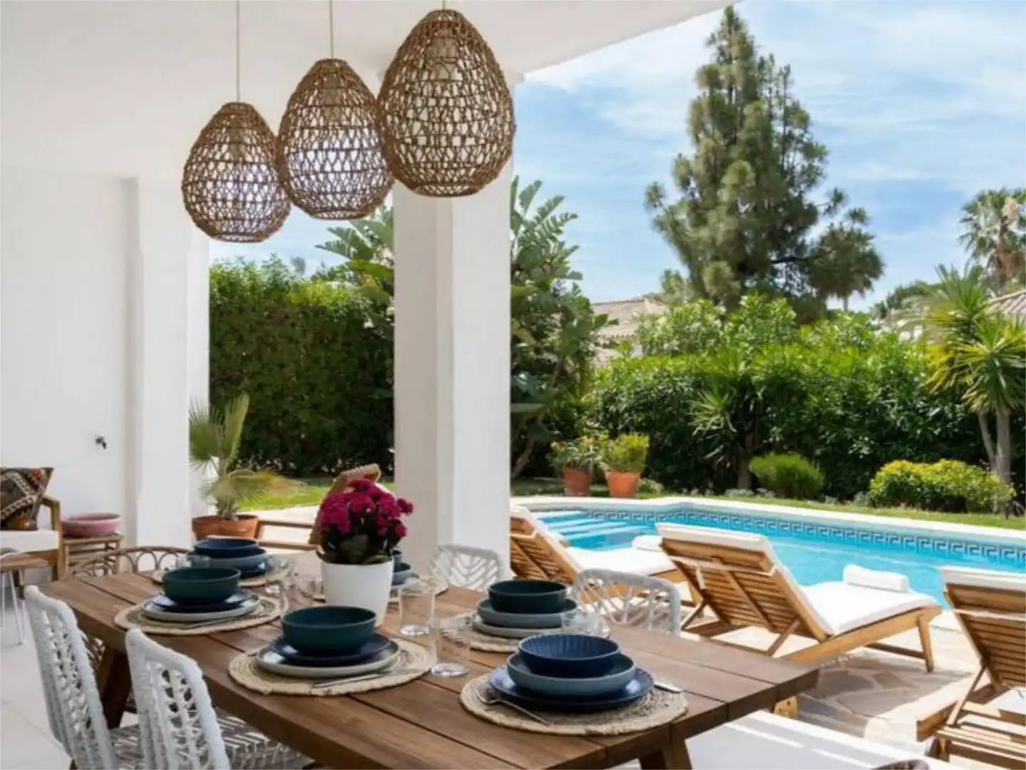 Casa adosada de alquiler en Avenida del Cortijo, 5, Calahonda Terraza de Casa adosada de alquiler en Mijas con Aire acondicionado, Calefacción y Jardín privado