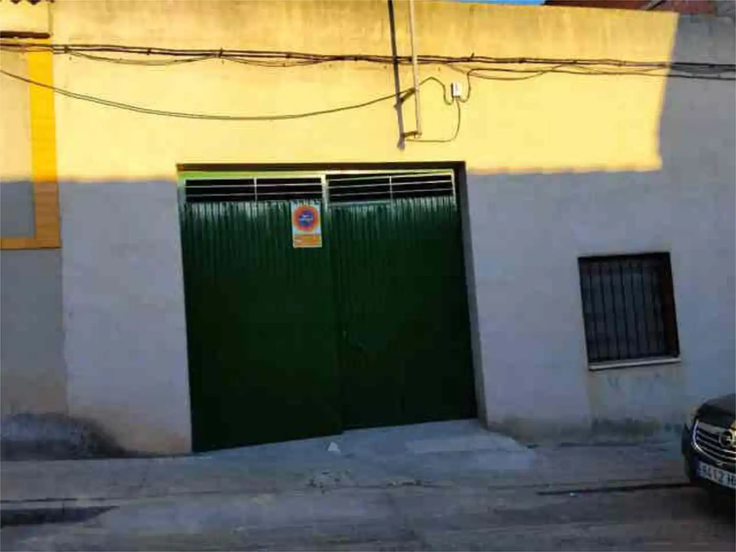Vista exterior de Local de alquiler en Puertollano