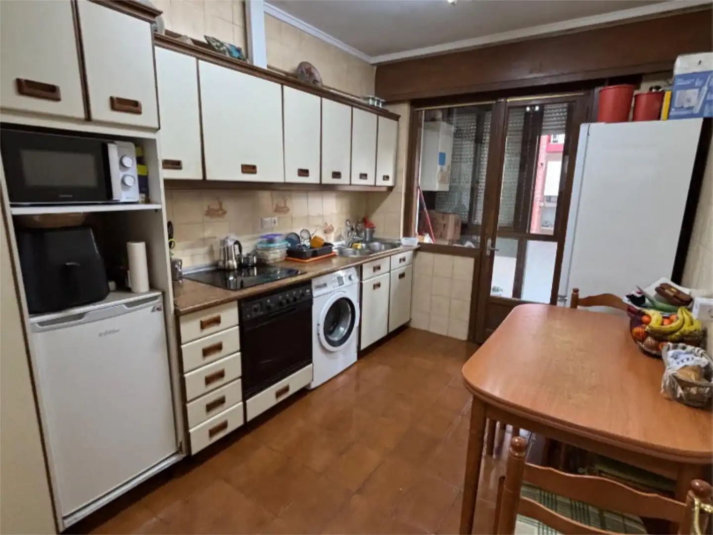 Küche von Wohnung zum Verkauf in Gernika-Lumo mit Balkon