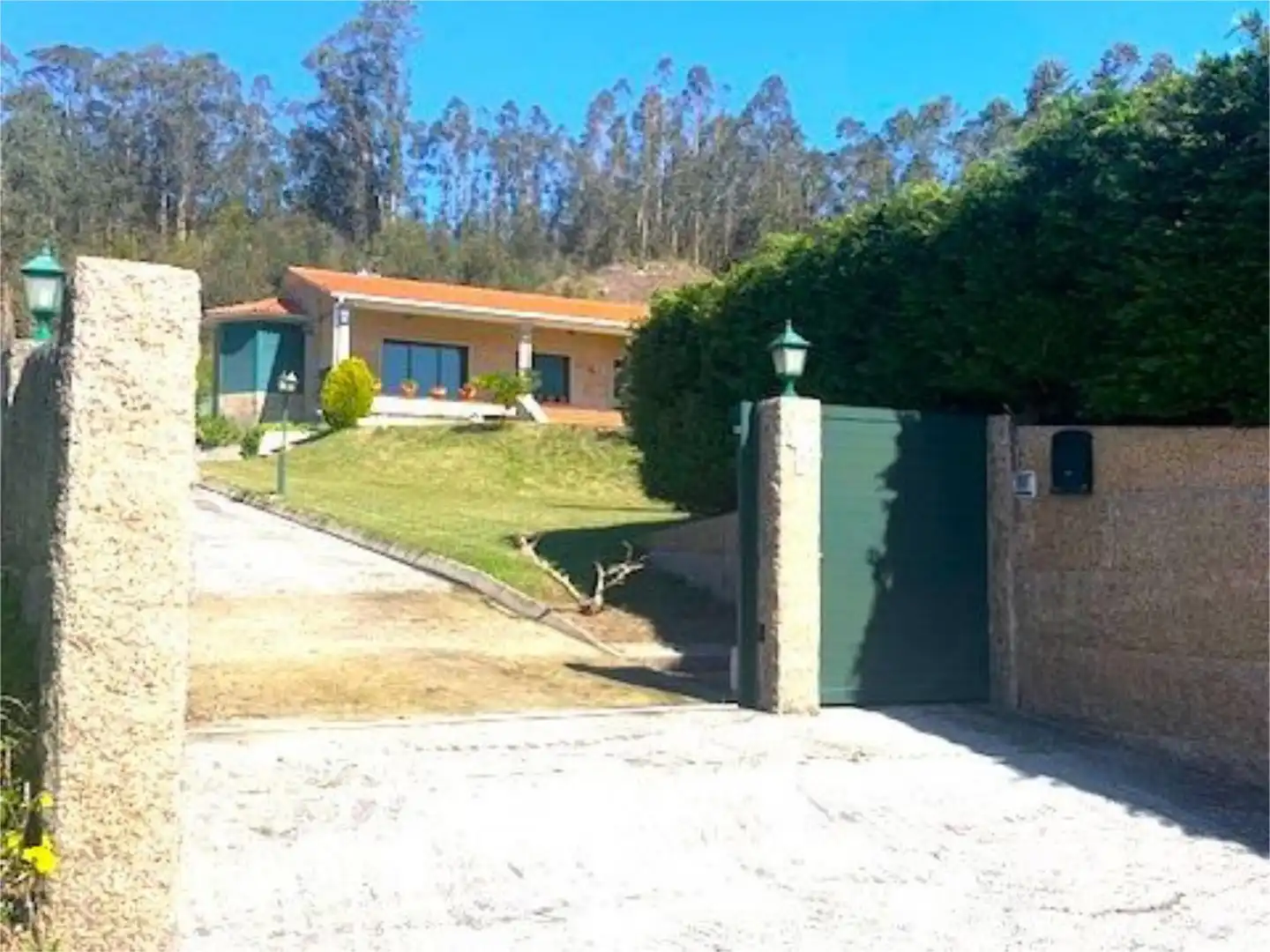 Houses for sale in Lugar Granxa, 44, Dorrón Exterior view of Houses for sale in Sanxenxo with Heating, Private garden and Terrace