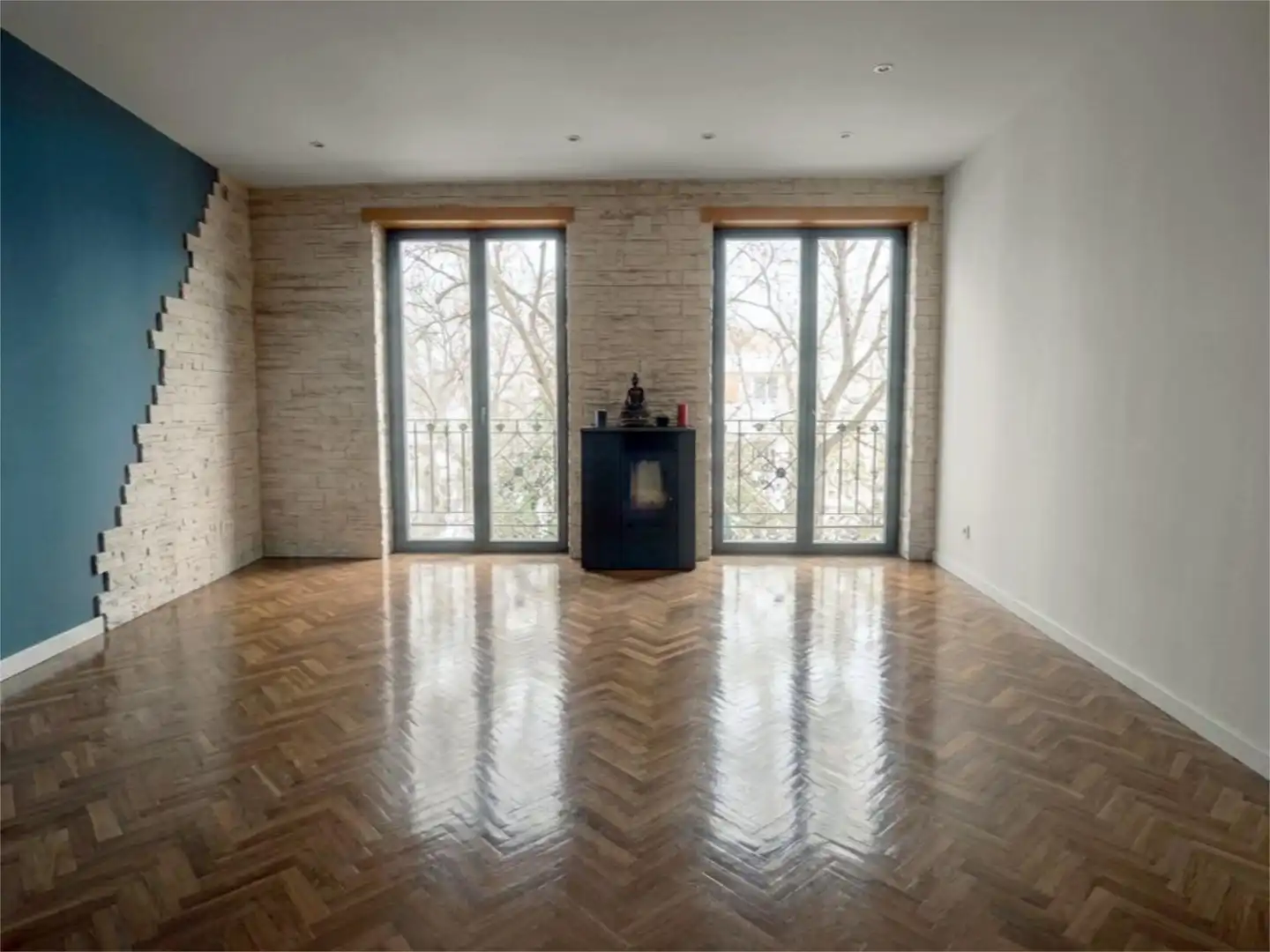 Living room of Flat for rent in  Madrid Capital  with Air Conditioner and Balcony