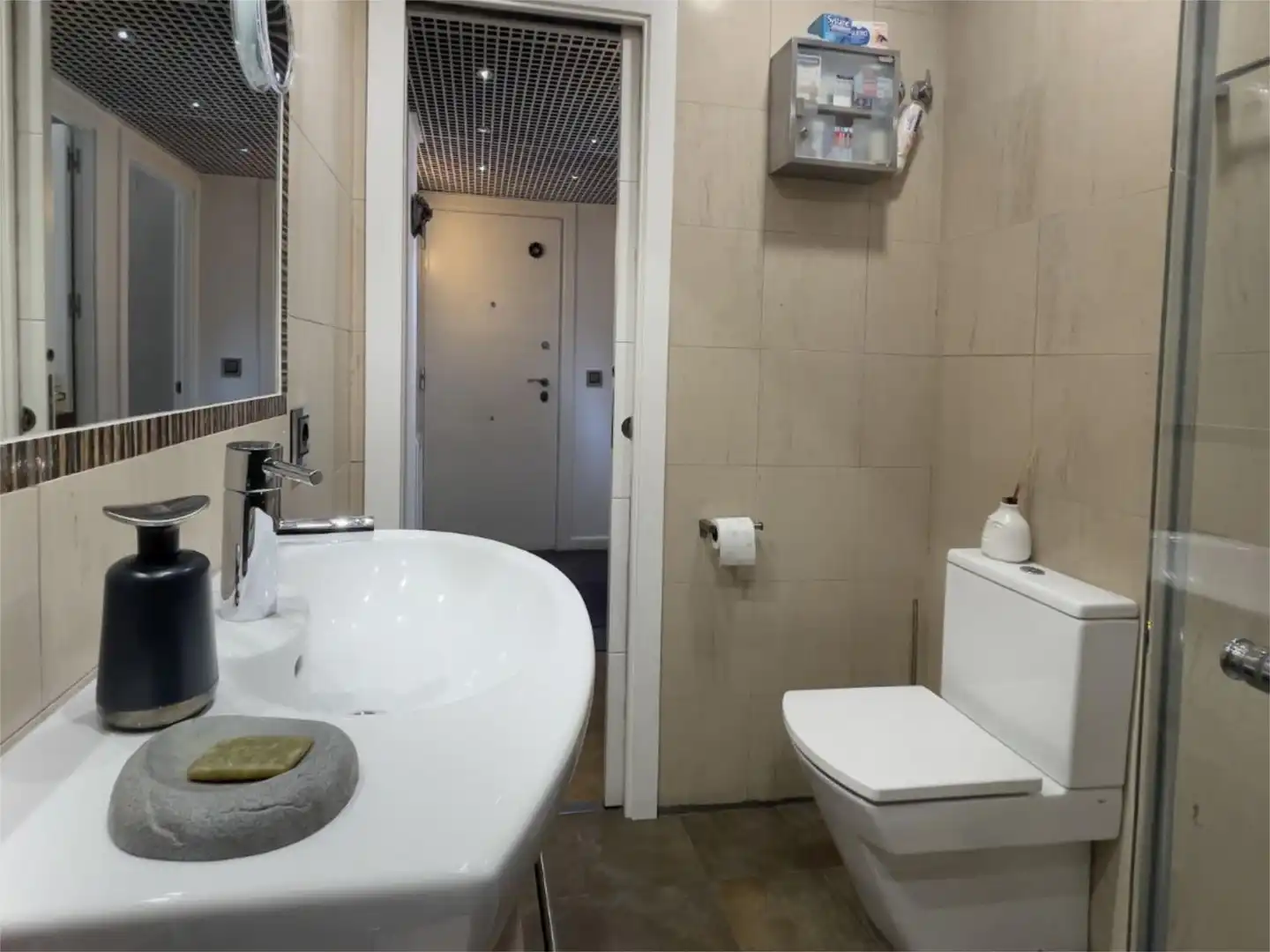 Piso de alquiler en Glorieta de la Puerta de Toledo, 5, Imperial Baño de Piso de alquiler en Madrid Capital con Aire acondicionado y Balcón