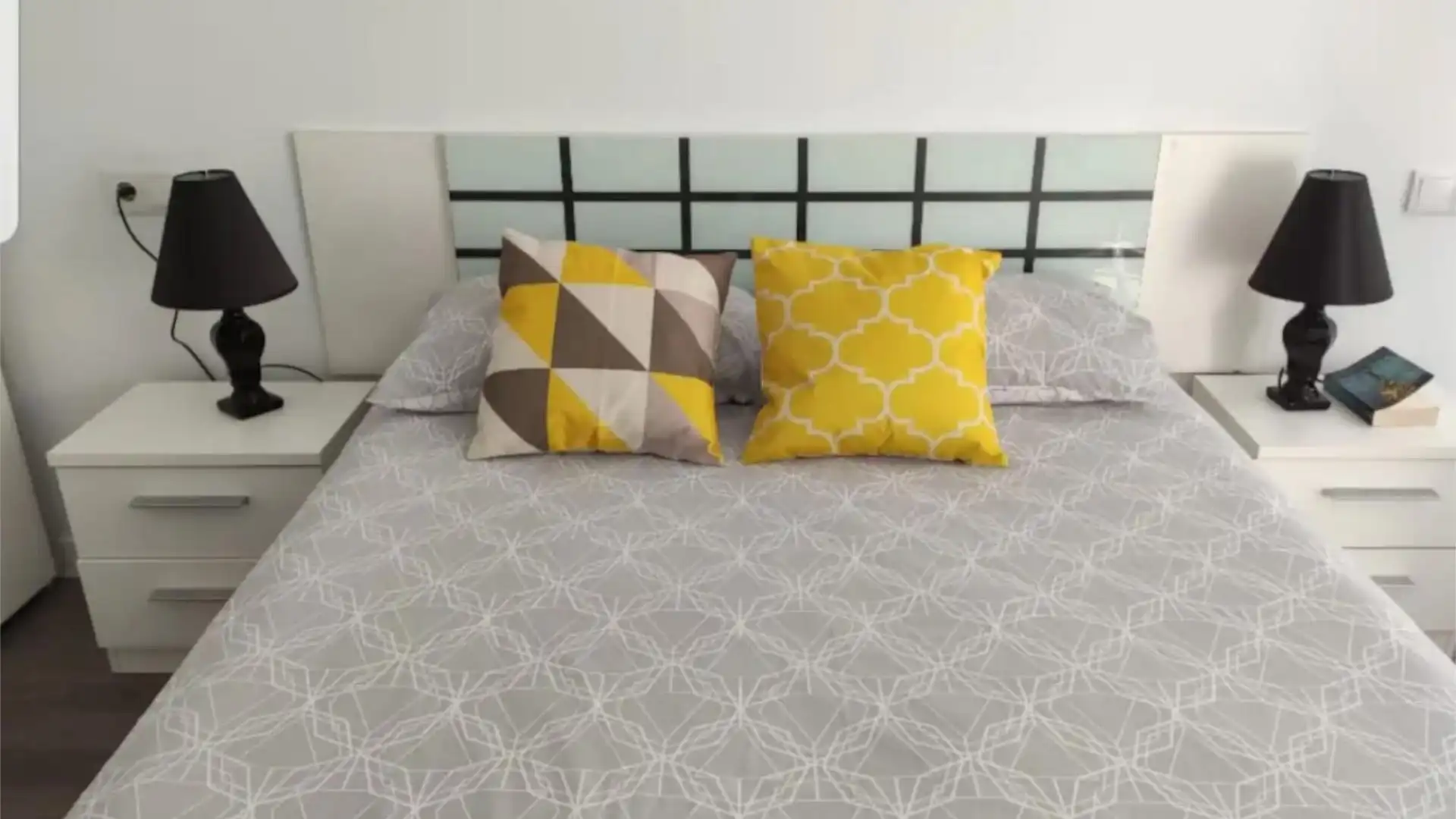 Bedroom of Flat for sale in Santander  with Furnished and Video intercom