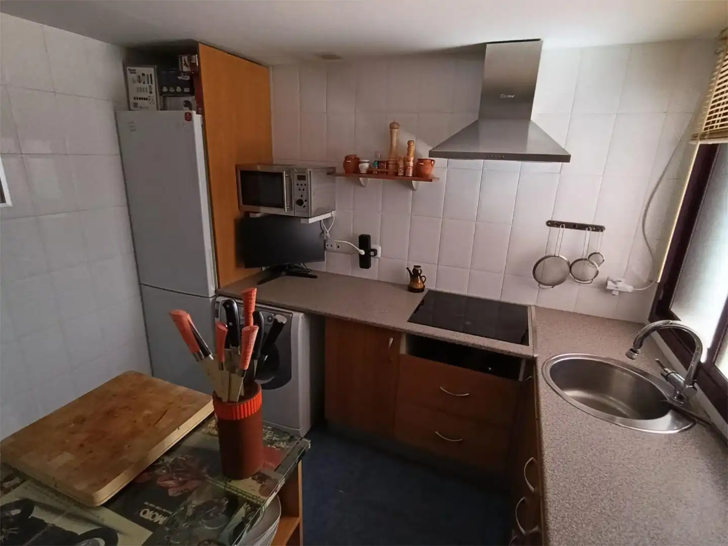 Piso en venta en Calle Comarca de la Vera, 10, Norte Cocina de Piso en venta en Mérida con Calefacción, Trastero y Amueblado