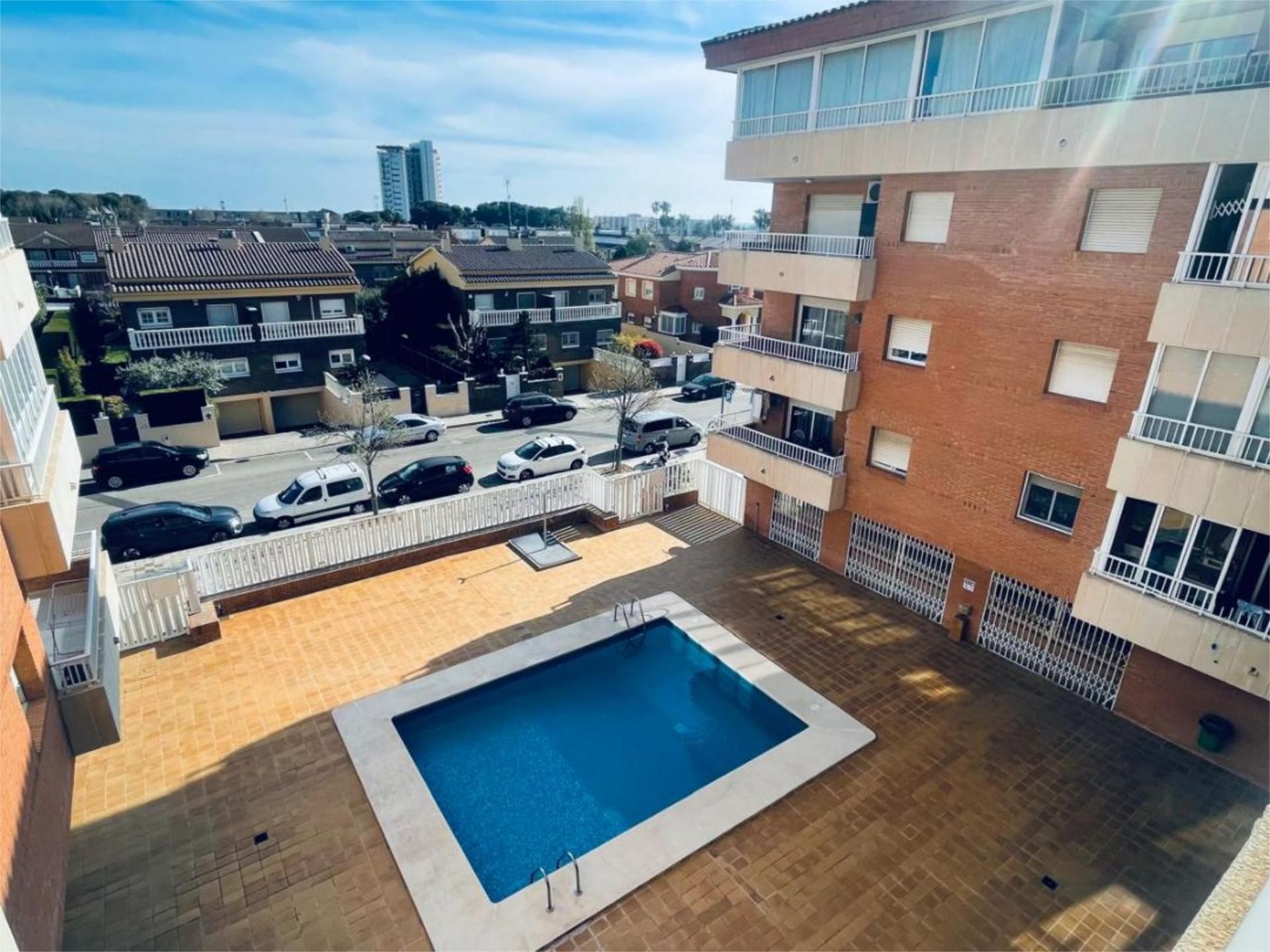Piscina de Piso en venta en Cambrils con Aire acondicionado, Piscina y Balcón