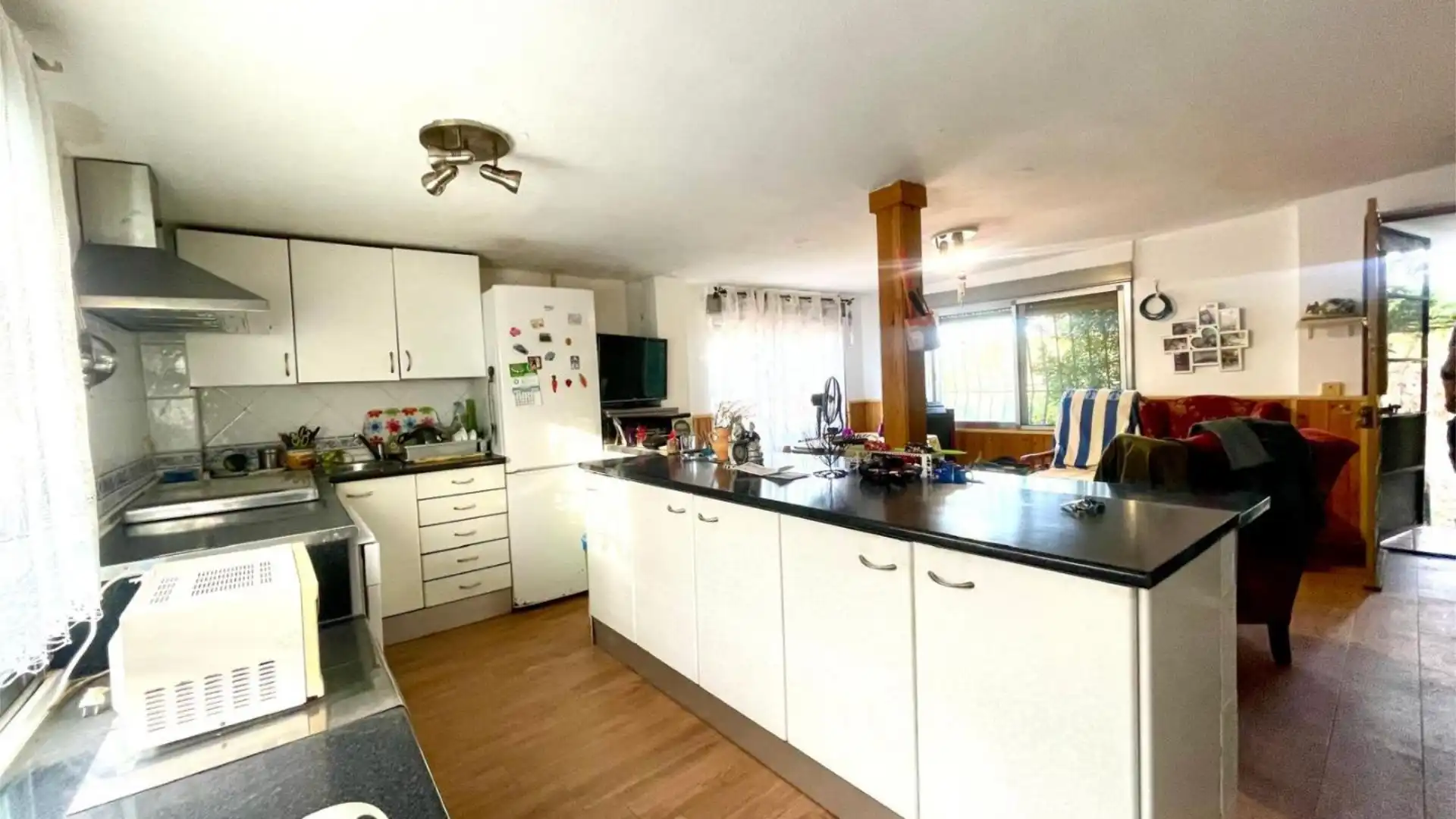 Cuina de Pis en venda en Escalona amb Calefacció, Jardí privat i Traster