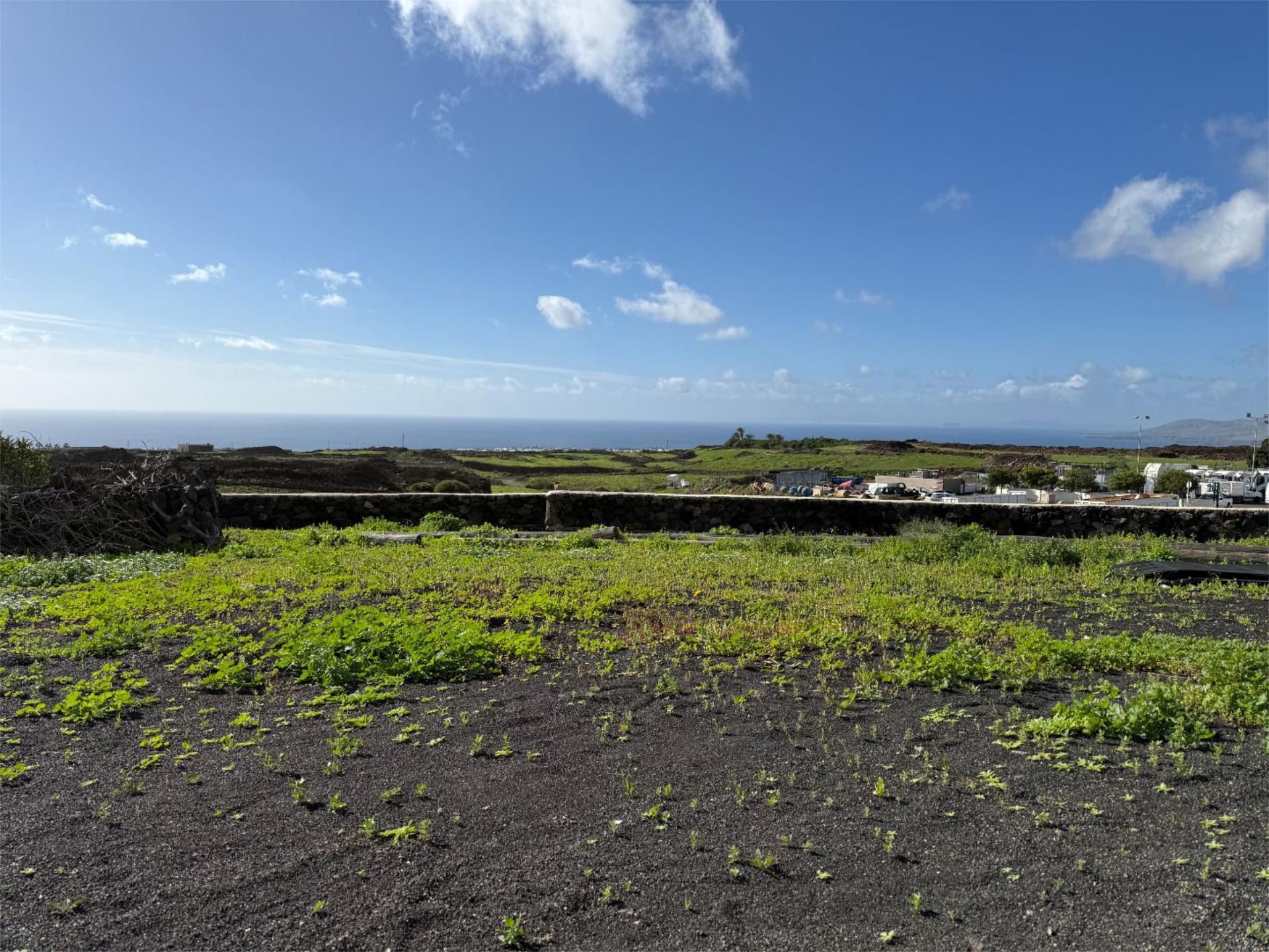 Finca rústica en venta en Tías con Jardín privado, Parquet y Terraza