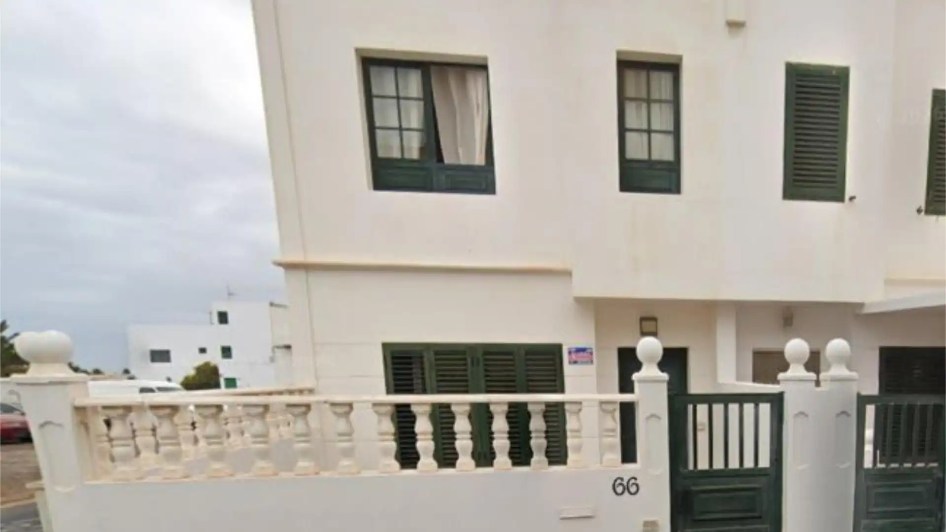 Vista exterior de Casa adosada en venda en Arrecife