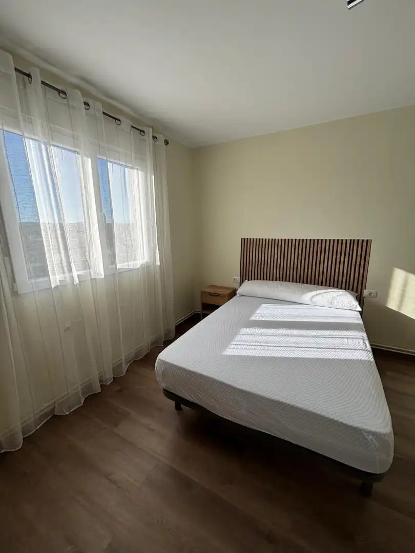 Habitación de Piso para compartir en Palas de Rei con Calefacción, Parquet y Trastero