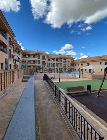 Piso en Venta en Calle Costanilla Real, 58 en Bargas