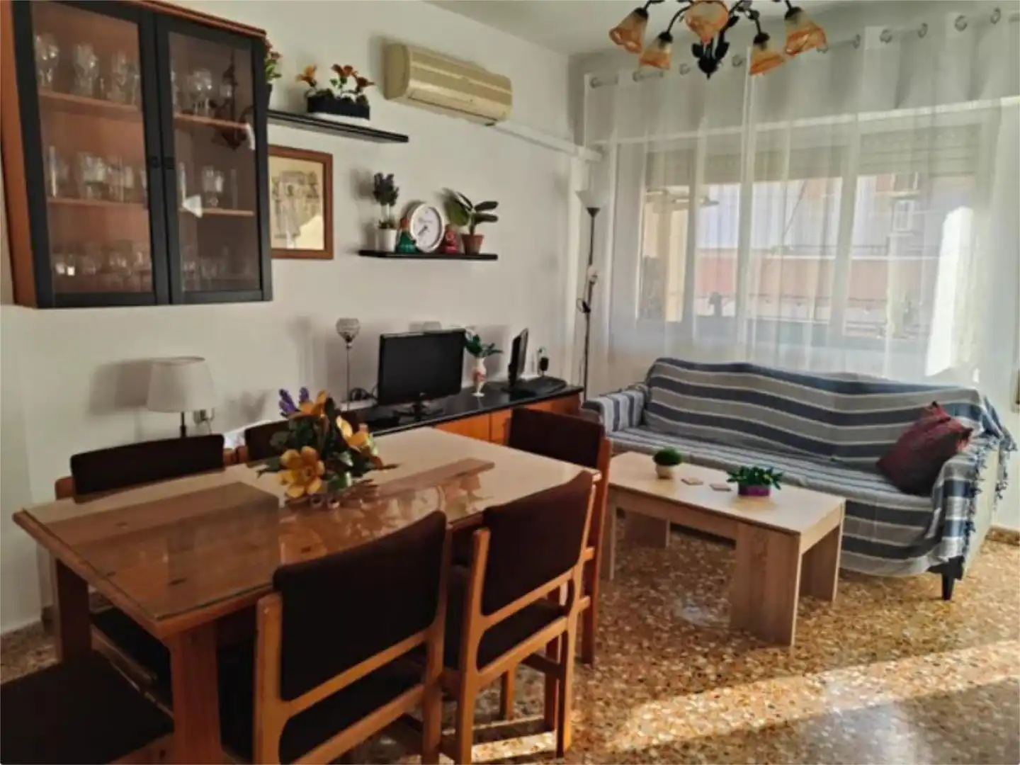 Flat for rent in Carretera Nora Guadalupe, 1, Guadalupe Living room of Flat for rent in Murcia with Air Conditioner, Furnished and Balcony