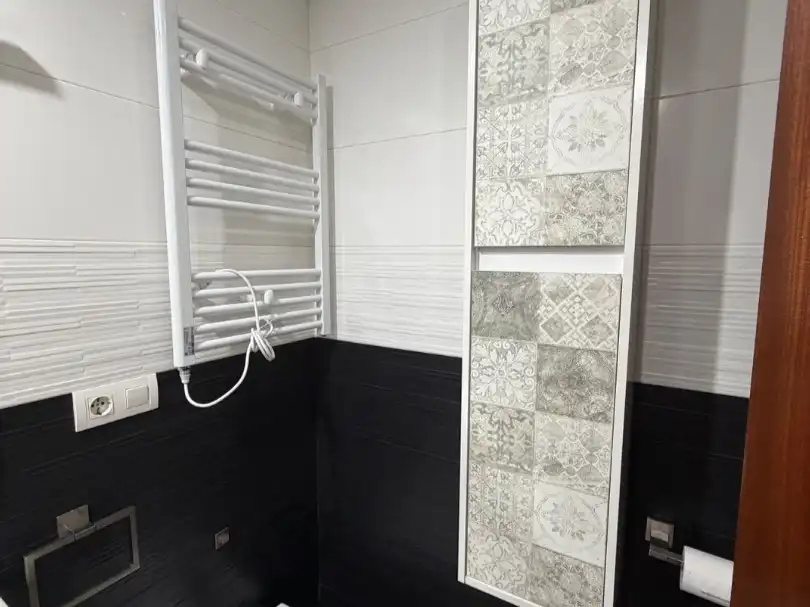 Piso de alquiler en Calle Fernán González, 24, La Charca Baño de Piso de alquiler en Miranda de Ebro con Calefacción, Amueblado y Balcón