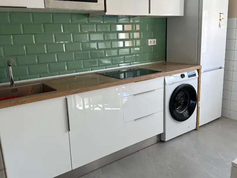 Flat for rent in Calle Fernán González, 24, La Charca Kitchen of Flat for rent in Miranda de Ebro with Heating, Furnished and Balcony