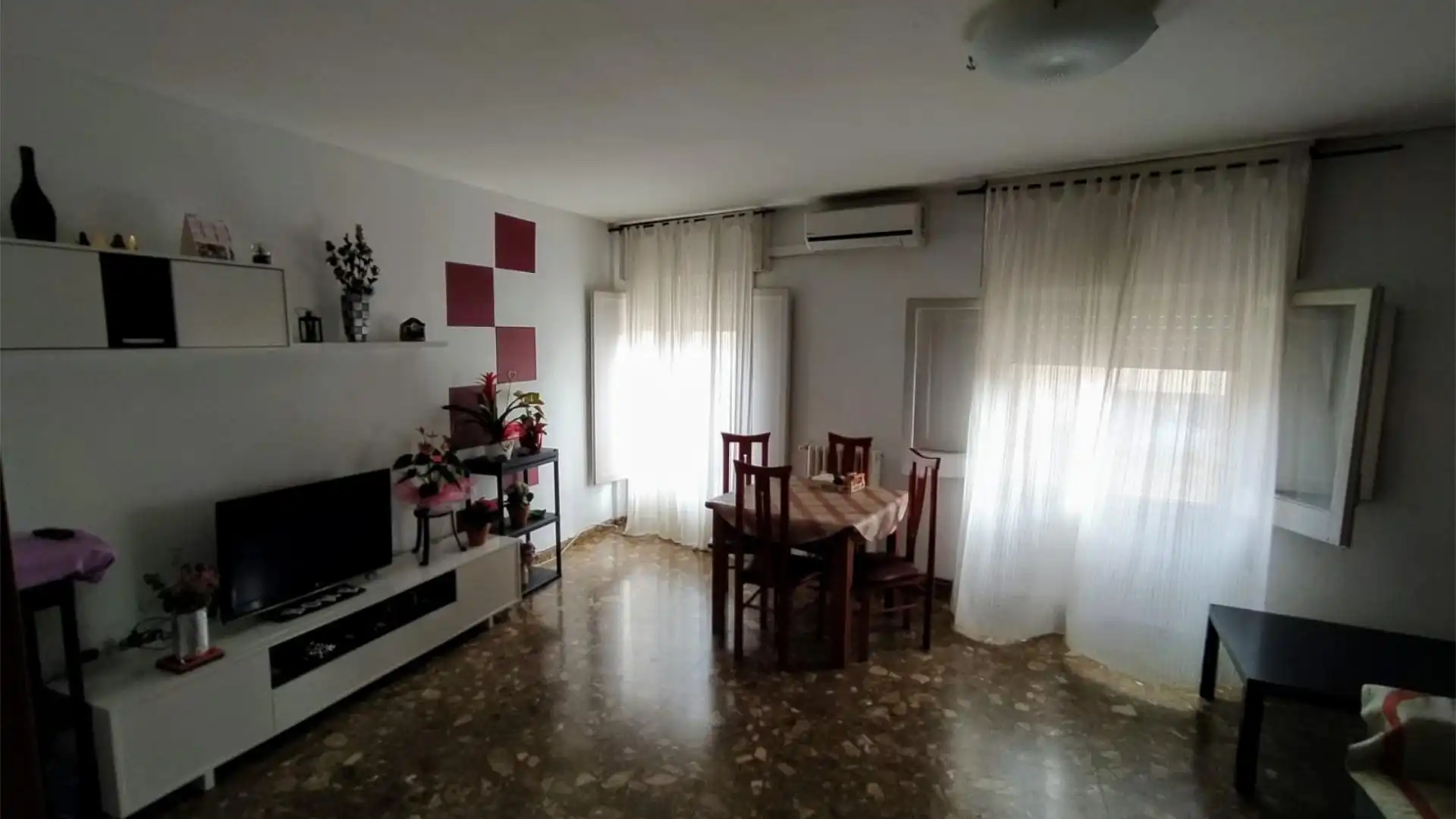 Sala de estar de Piso en venta en Tortosa con Aire acondicionado, Calefacción y Amueblado