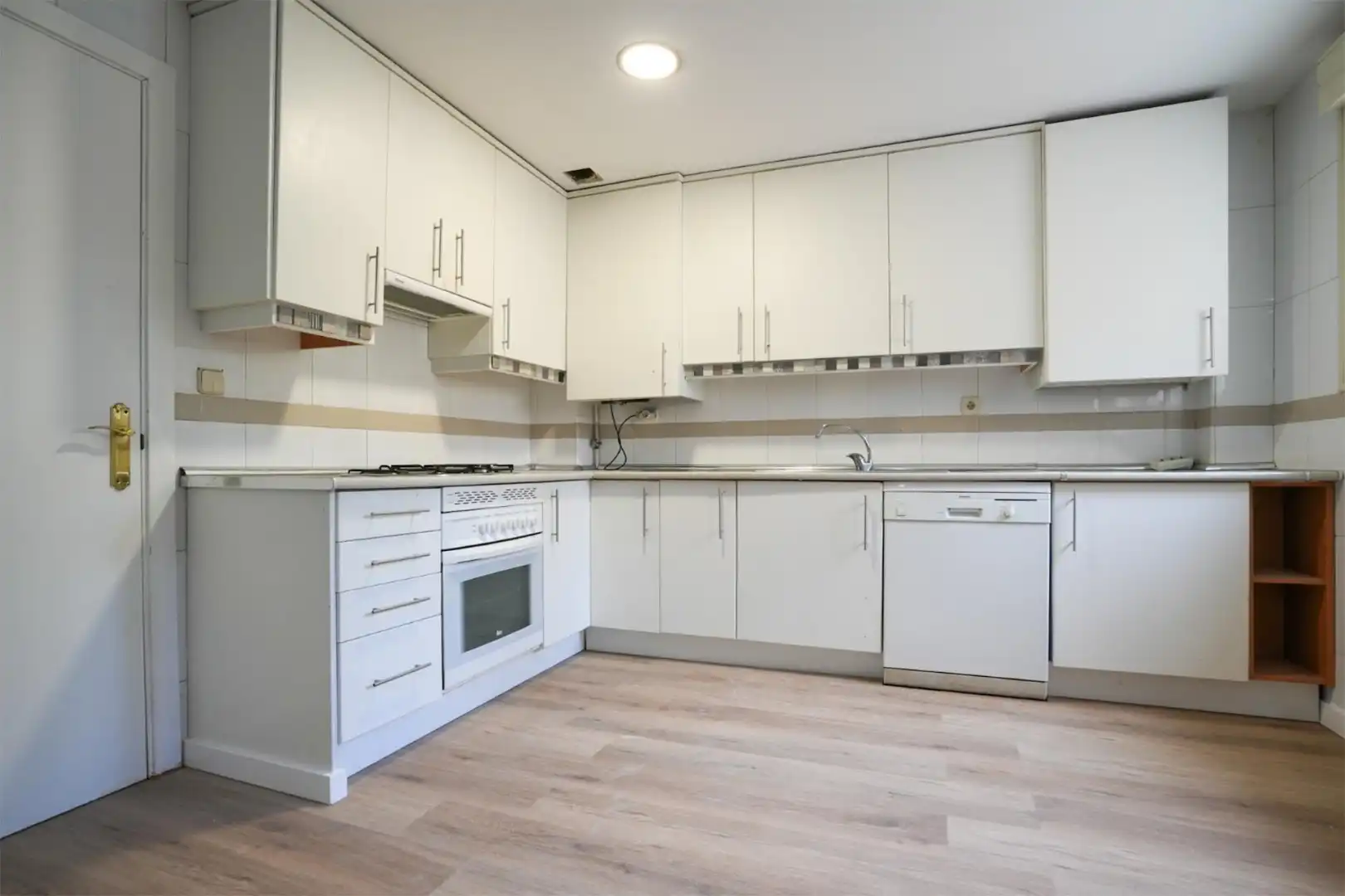 Casa o chalet en venta en Calle Salvador Allende, 92, Casco Histórico Cocina de Casa o chalet en venta en Rivas-Vaciamadrid con Calefacción, Jardín privado y Parquet