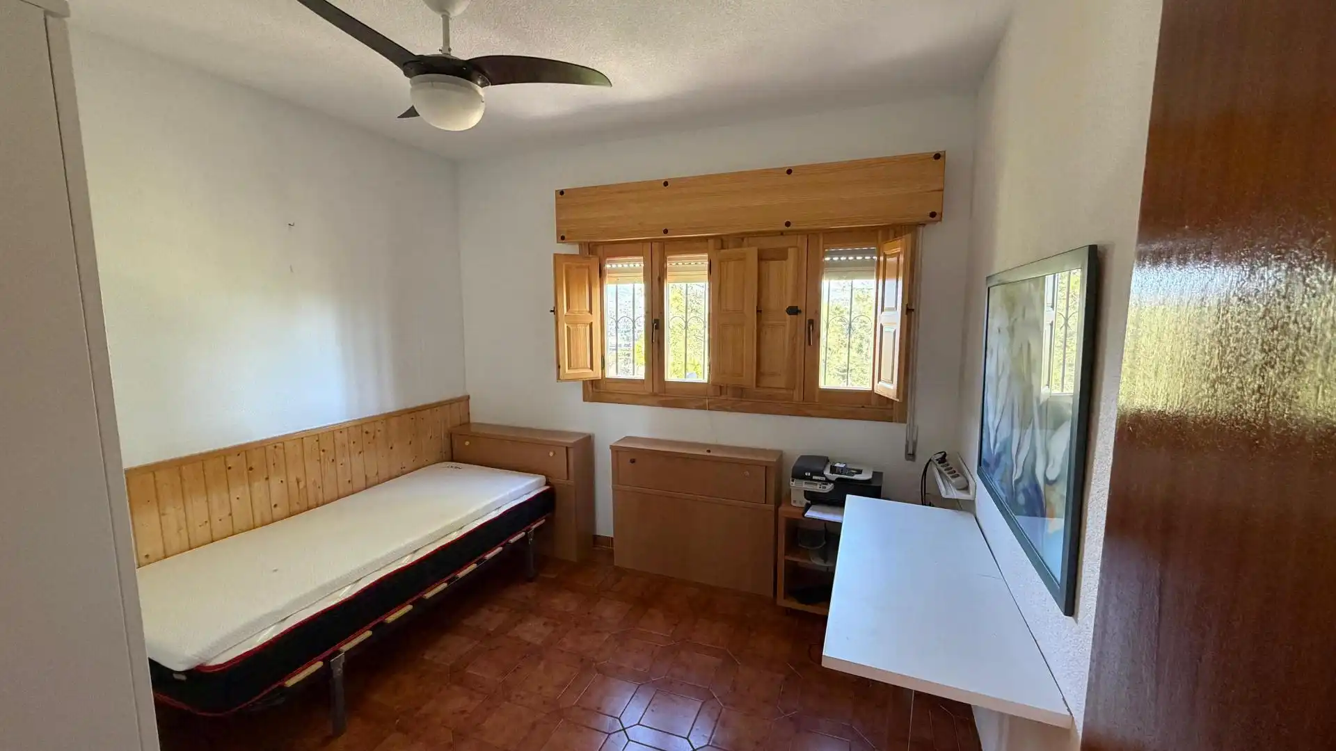 Casa o chalet en venta en Calle Valdesanmartin, 12h, El Tiemblo Habitación de Casa o chalet en venta en El Tiemblo con Terraza, Piscina y Balcón
