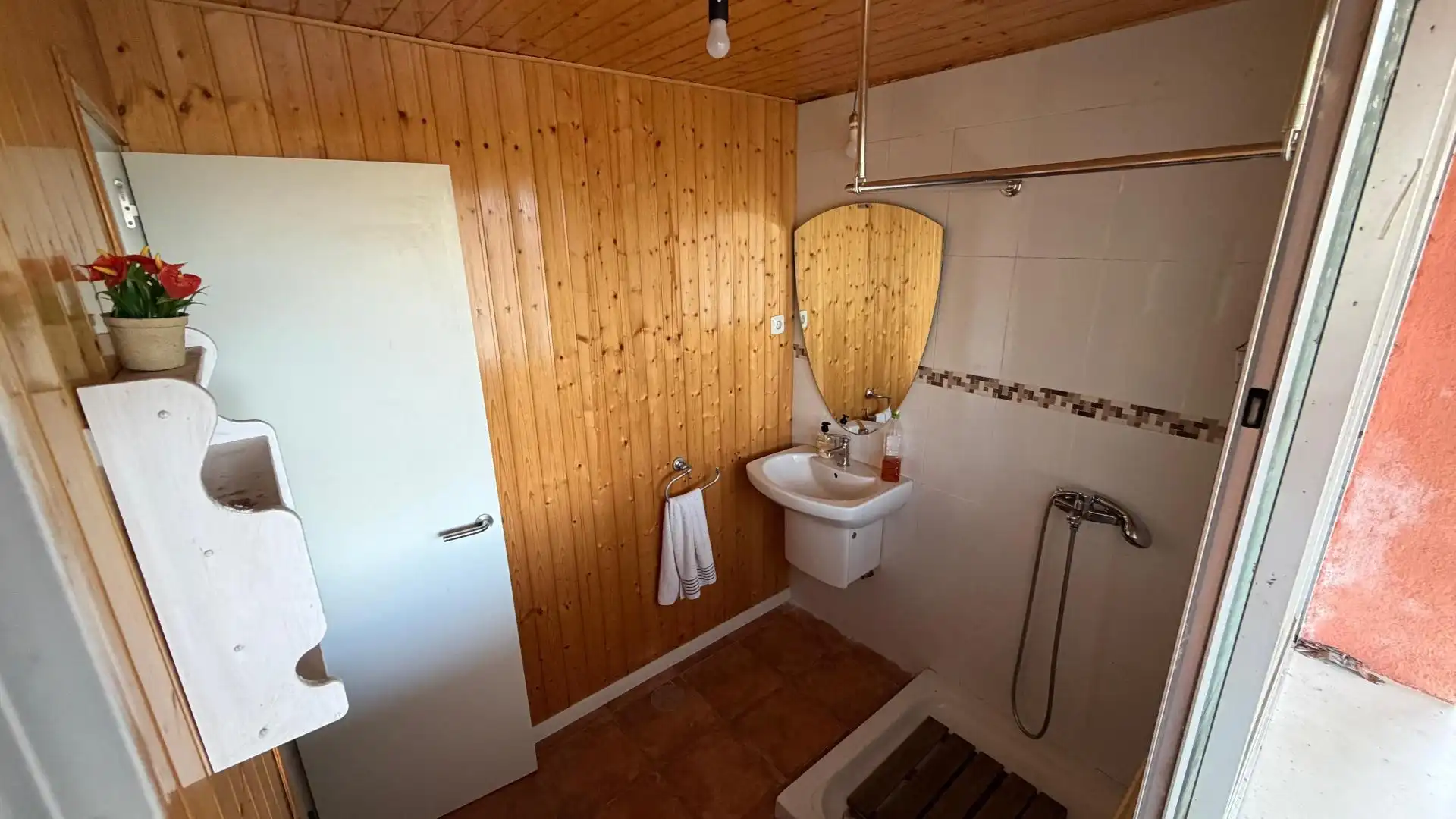 Casa o chalet en venta en Calle Valdesanmartin, 12h, El Tiemblo Baño de Casa o chalet en venta en El Tiemblo con Terraza, Piscina y Balcón