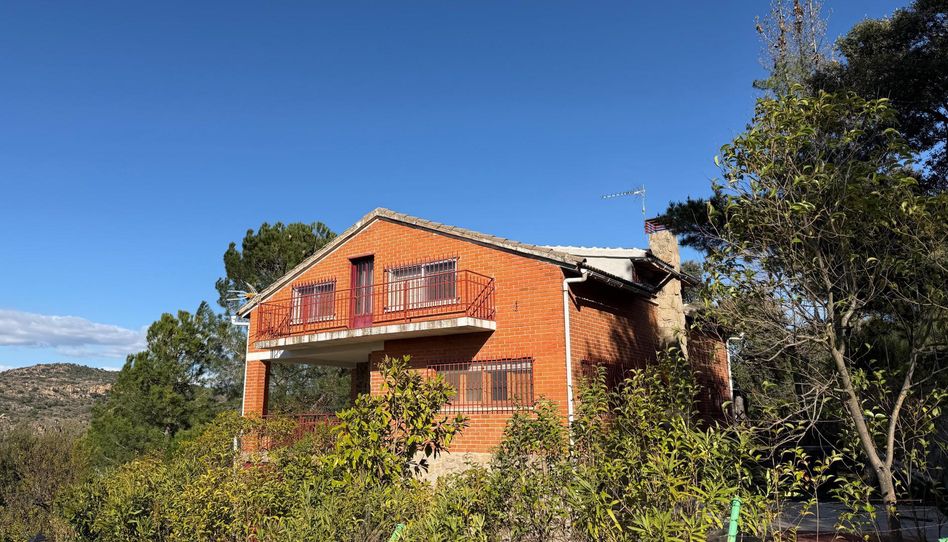 Casa o chalet en venta en Calle Valdesanmartin, 12h, El Tiemblo , Ávila - imagen 1 Foto 1 de Casa o chalet en venta en Calle Valdesanmartin, 12h, El Tiemblo , Ávila