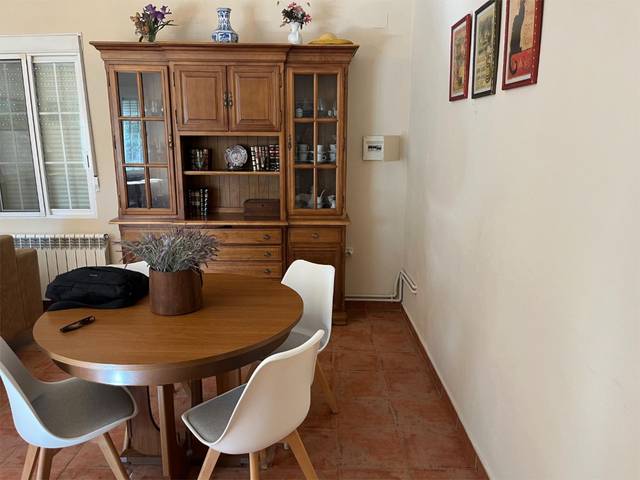 Casa-chalet en Alquiler en Calle Lirios, 1 en Caudete de las Fuentes