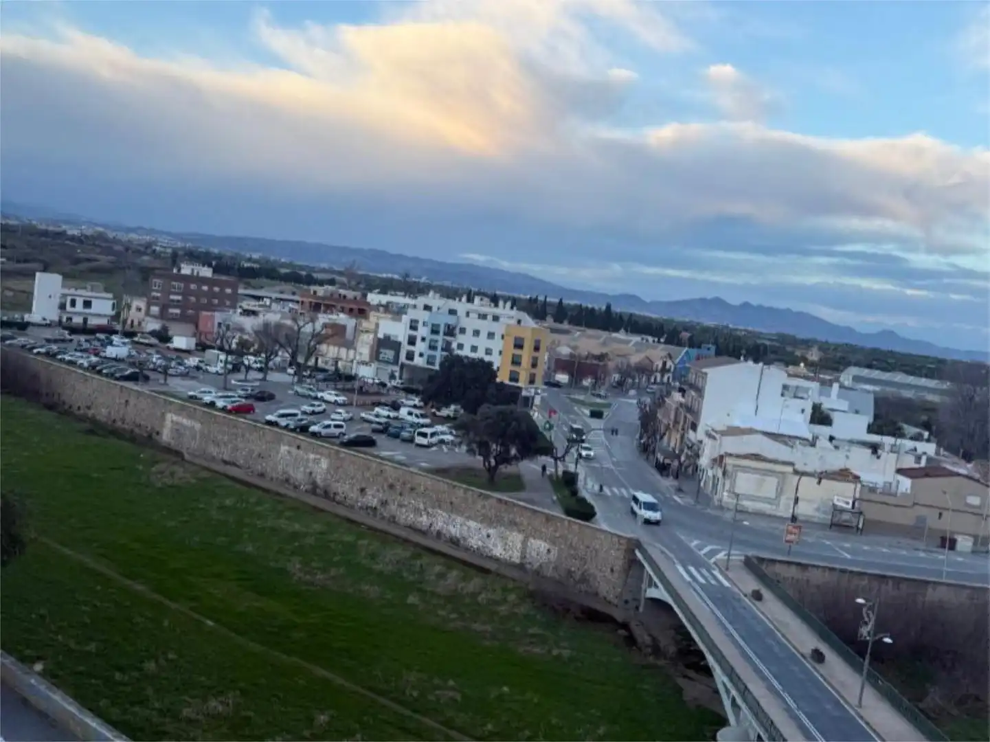 Vista exterior de Piso en venta en Les Alqueries / Alquerías del Niño Perdido