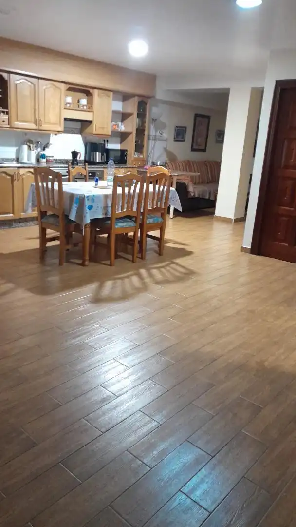Comedor de Planta baja de alquiler en Cedeira con Parquet y Amueblado