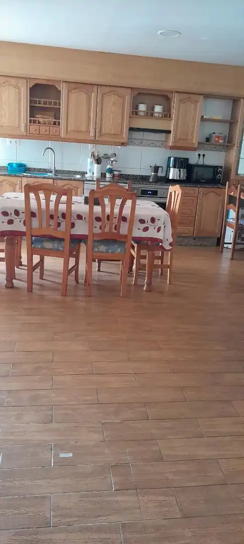 Comedor de Planta baja de alquiler en Cedeira con Parquet y Amueblado