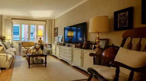 Foto 4 von Wohnung zur Miete in Calle Puerto de Pajares, 5, El Polígono, Gijón