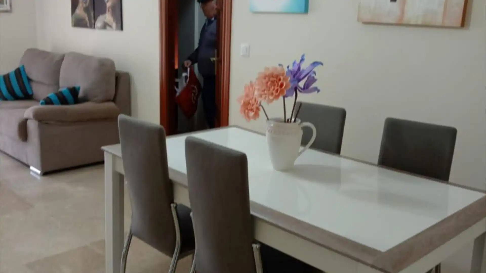 Comedor de Piso de alquiler en Ogíjares con Aire acondicionado, Calefacción y Amueblado