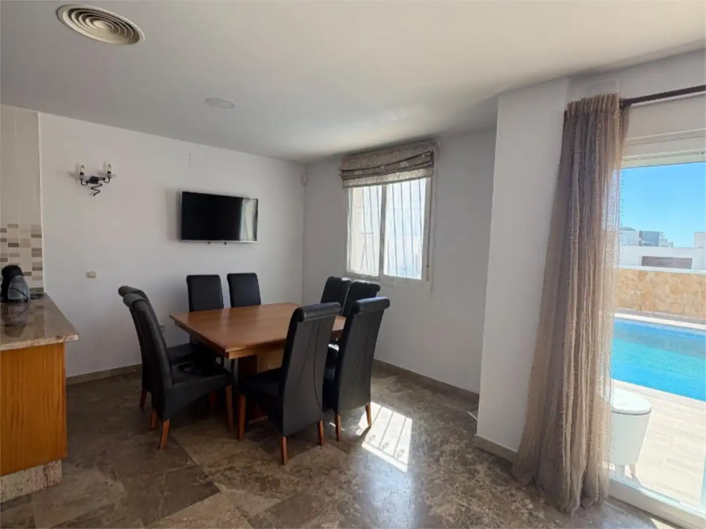Casa o chalet en venta en Calle Cigüeña, 15, Almerimar Comedor de Casa o chalet en venta en El Ejido