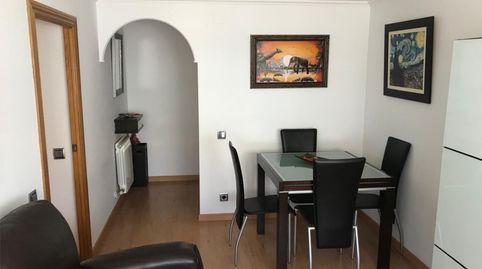 Foto 3 de Piso de alquiler en Carrer de Josep Feliu I Codina, 25, El Pedró, Cornellà de Llobregat