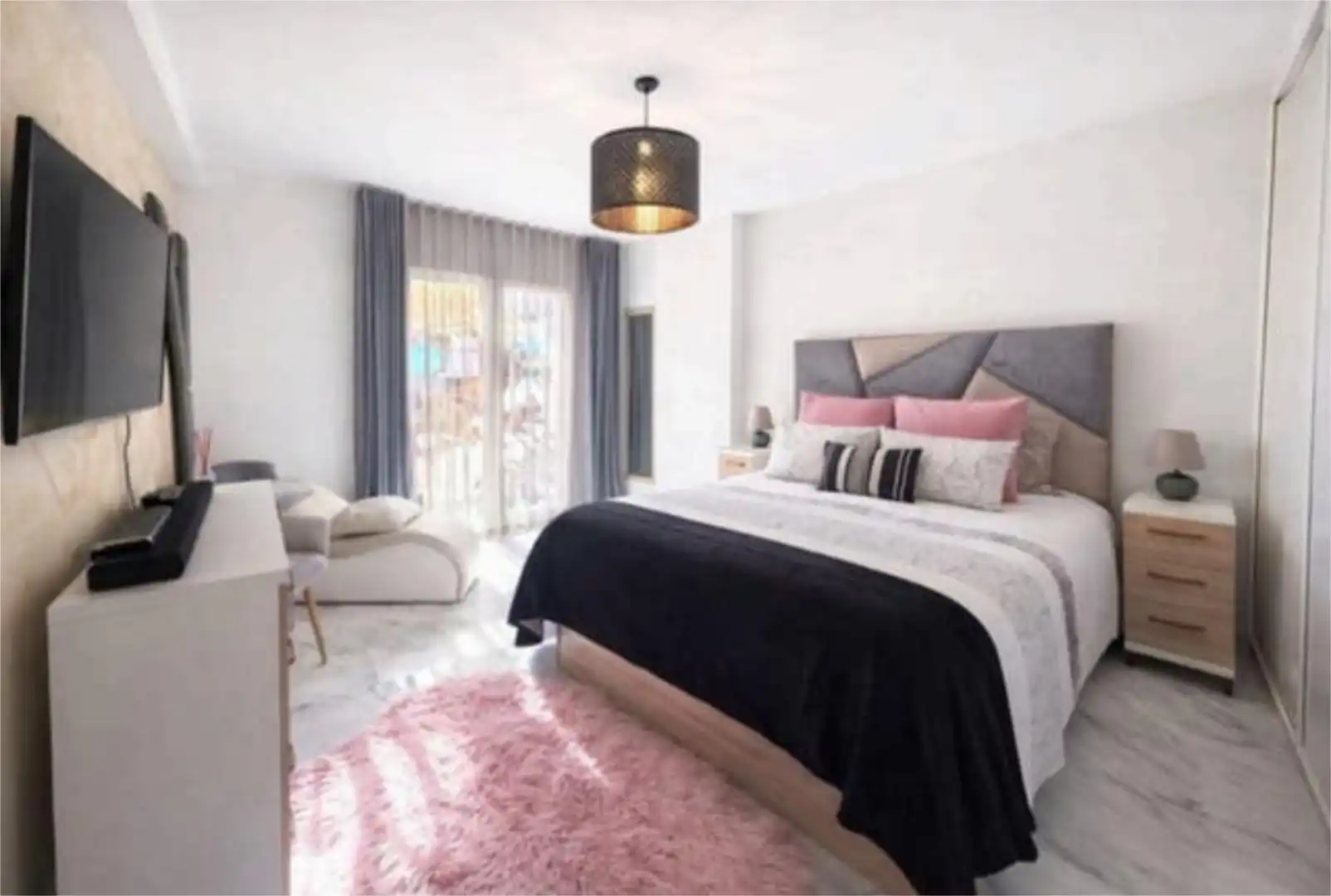 Dormitori de Apartament en venda en Marbella amb Terrassa i Piscina