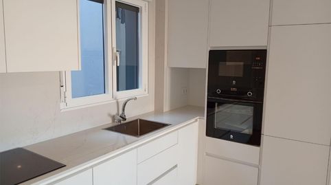 Foto 2 de Piso de alquiler en Rúa Eduardo Pondal, 55, Zona de Plaza de Barcelos, Pontevedra Capital