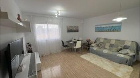 Piso en venta en Carrer Vint-i-sis, 31, Camarles, Tarragona - imagen 2 Foto 2 de Piso en venta en Carrer Vint-i-sis, 31, Camarles, Tarragona