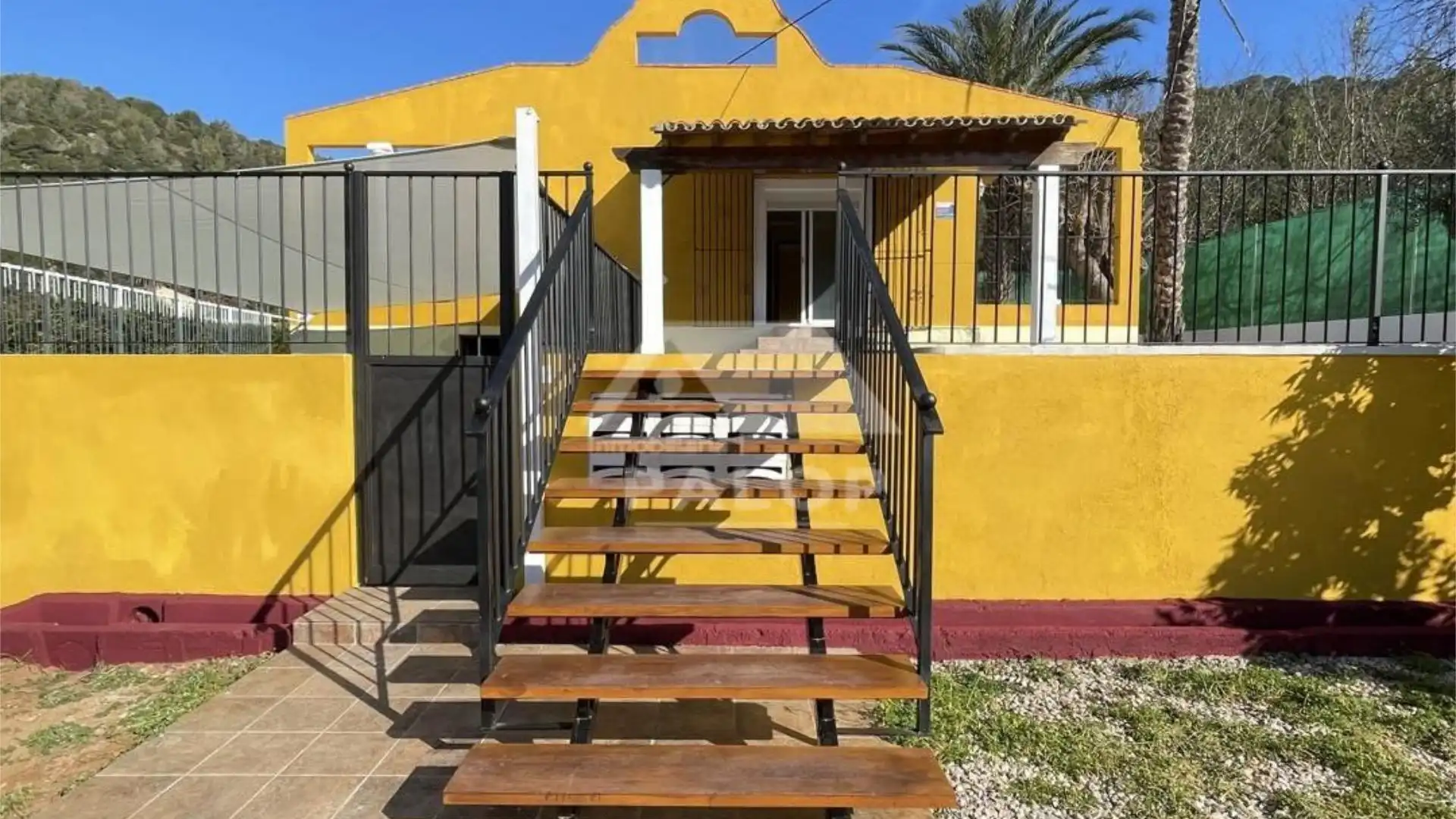 Finca rústica de alquiler en Carrer de Tavernes de la Valldigna, 4, Pere Morell - Alborxí Vista exterior de Finca rústica de alquiler en Alzira con Jardín privado, Terraza y Trastero