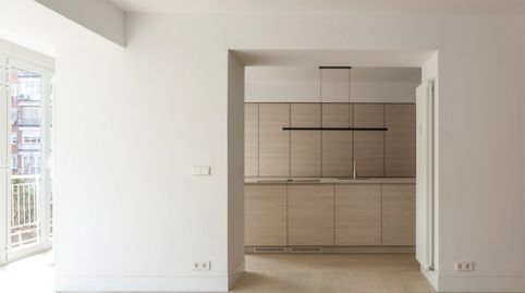 Foto 3 de Piso en venta en Avenida de Bruselas, 62, Guindalera, Madrid Capital