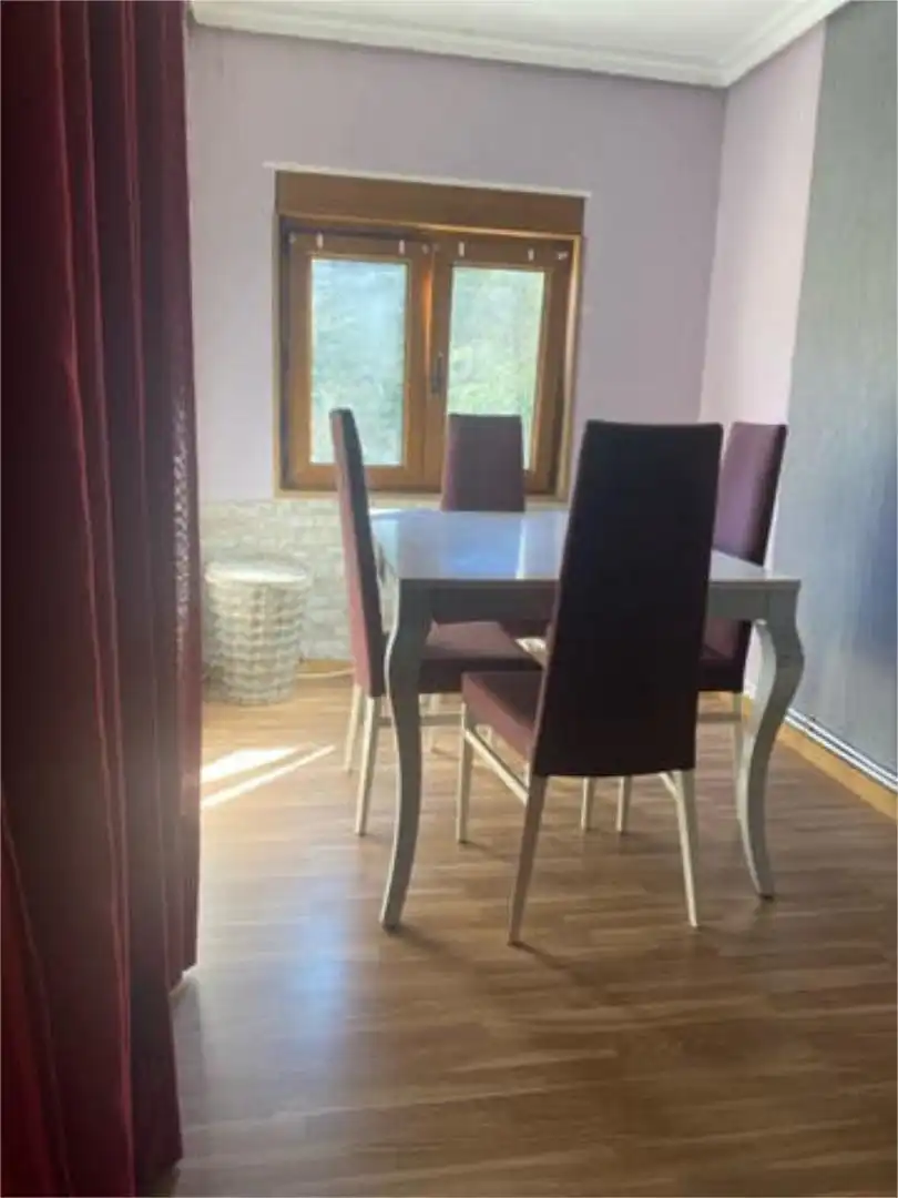 Piso en venta en Lesaka Comedor de Piso en venta en Lesaka con Amueblado