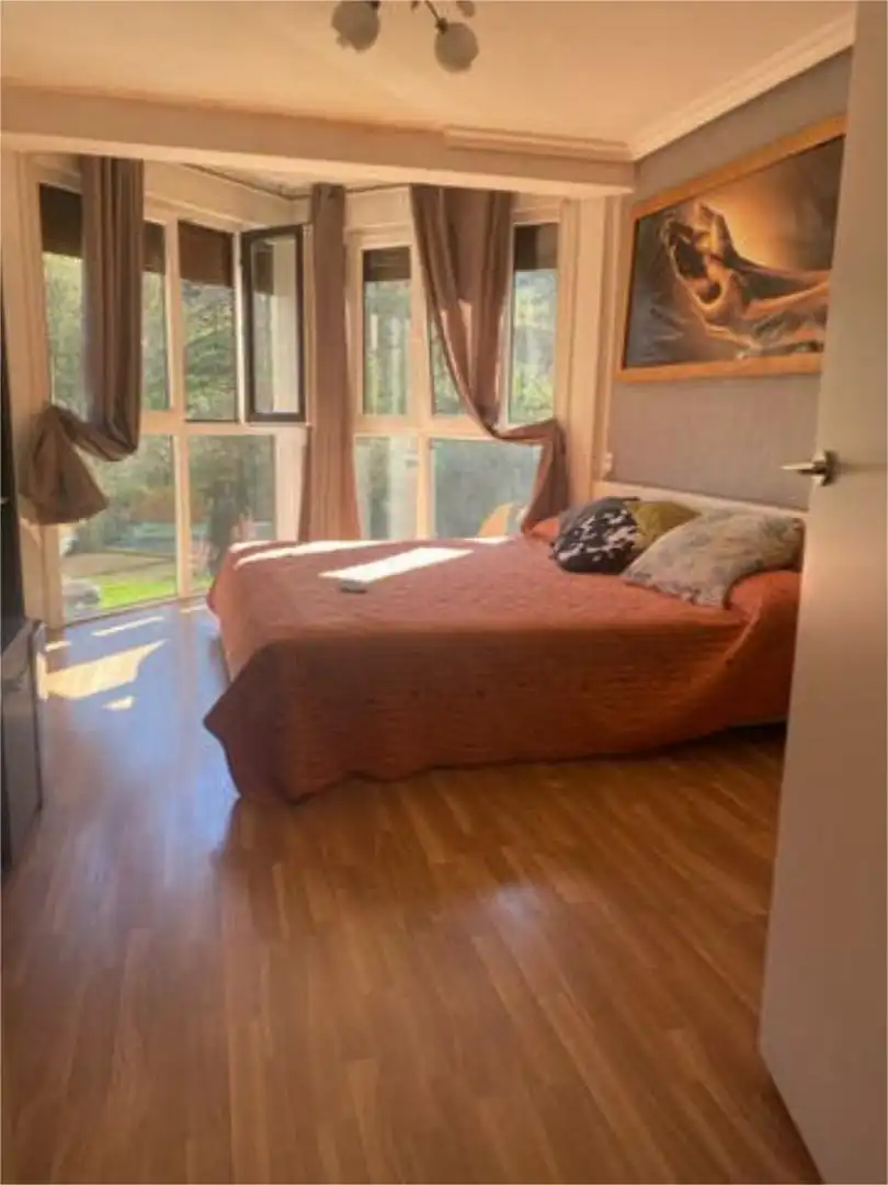 Piso en venta en Lesaka Habitación de Piso en venta en Lesaka con Amueblado