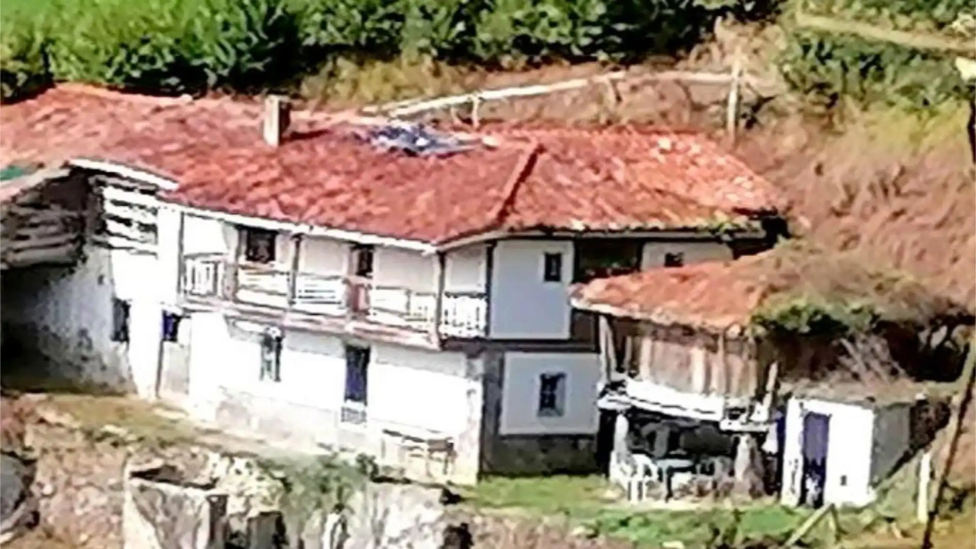 Vista exterior de Piso en venta en Piloña con Jardín privado y Balcón