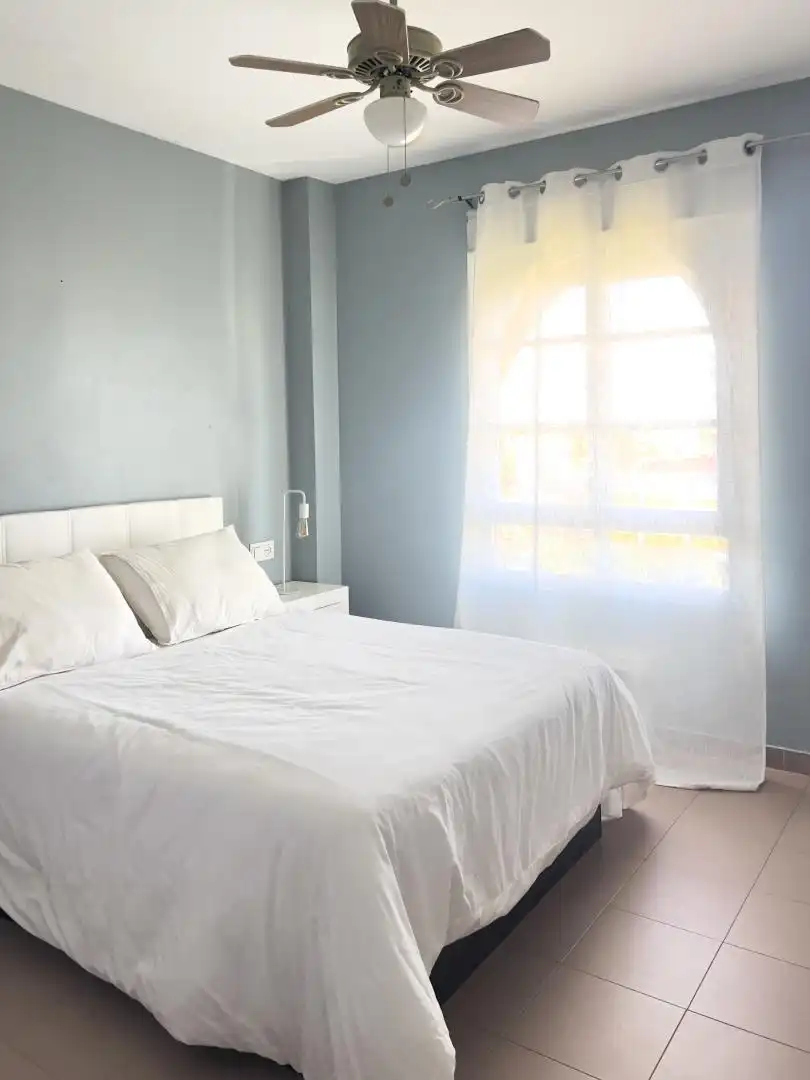 Habitación de Piso de alquiler en El Portil con Aire acondicionado, Calefacción y Jardín privado