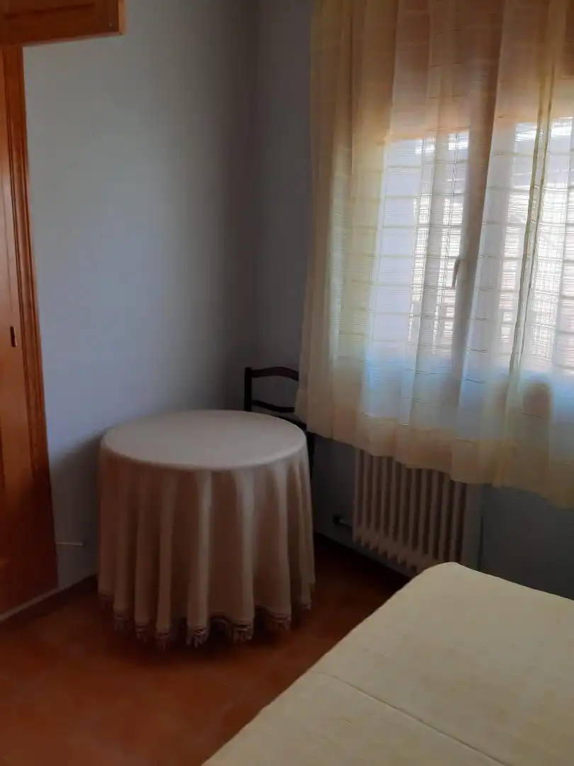 Comedor de Piso para compartir en Cenicientos