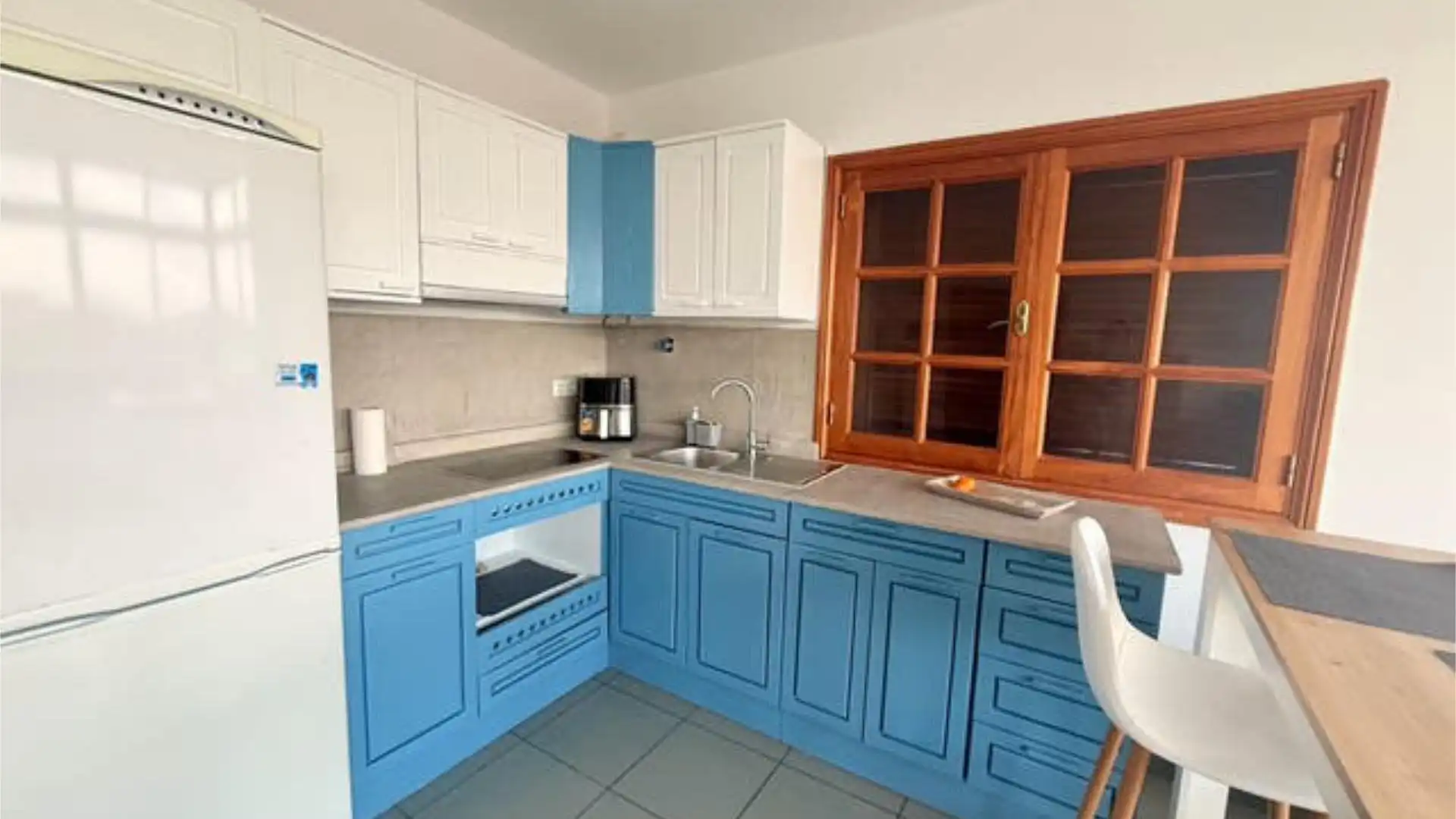 Cocina de Apartamento de alquiler en Las Palmas de Gran Canaria con Terraza y Amueblado