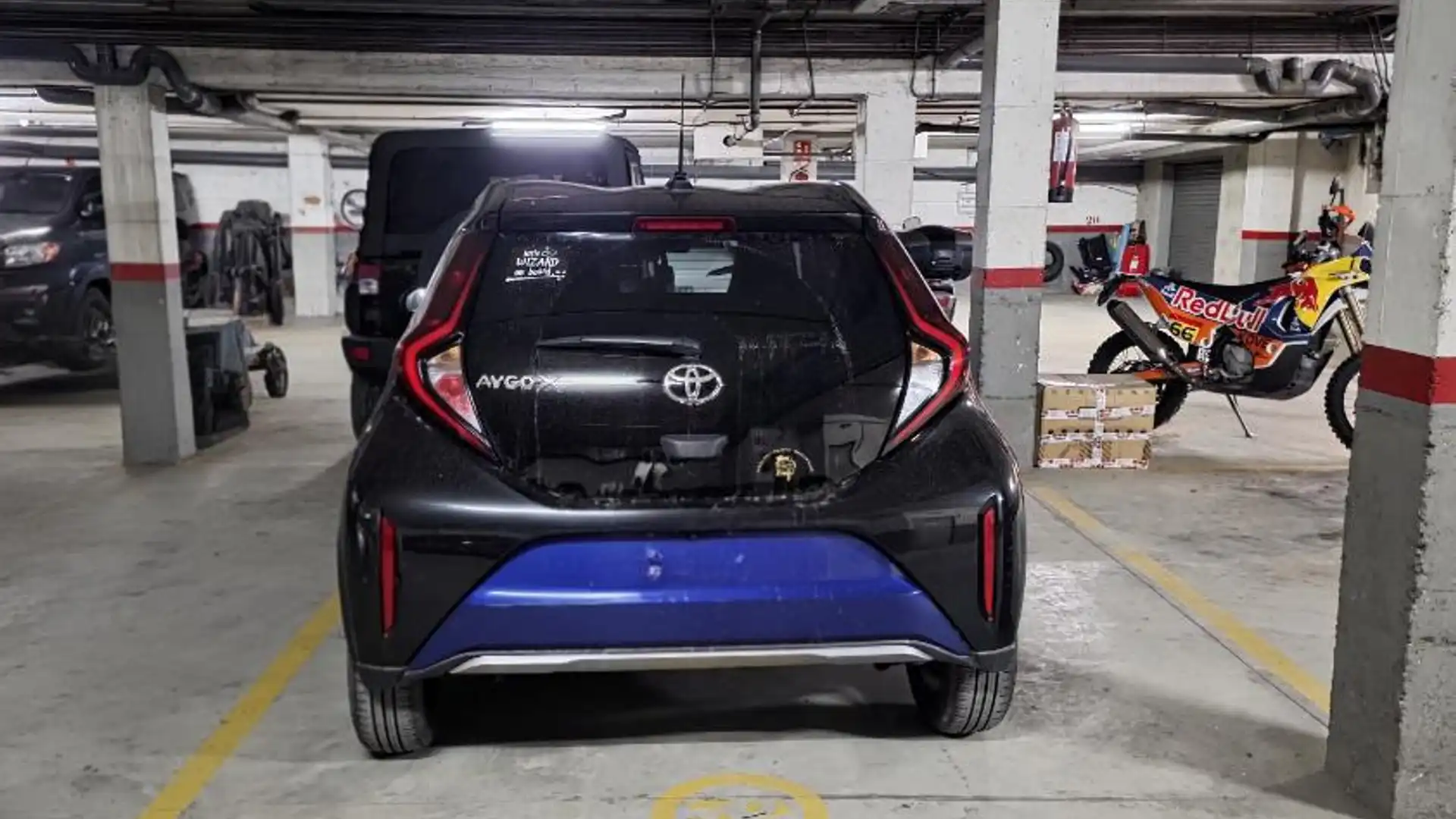 Parkplatz von Garage zur Miete in Vallromanes