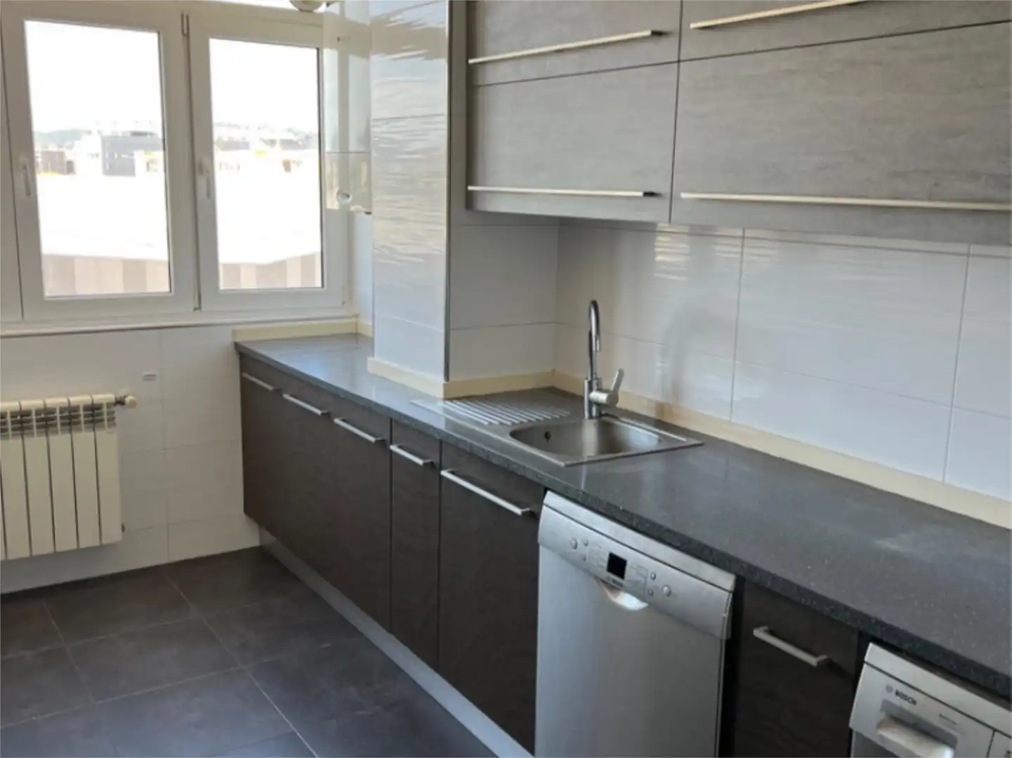 Pis en venda a Avenida Joan d' Àustria, 3, Nuevo Centro Cuina de Pis en venda en Sagunto / Sagunt amb Aire condicionat, Calefacció i Parquet