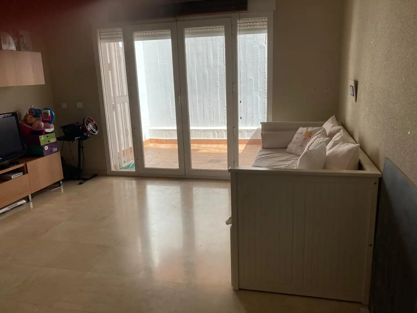 Detached homes for sale in Avenida de la Igualdad, Sagunto - Edisol Living room of Detached homes for sale in Córdoba with Air Conditioner, Heating and Storage room
