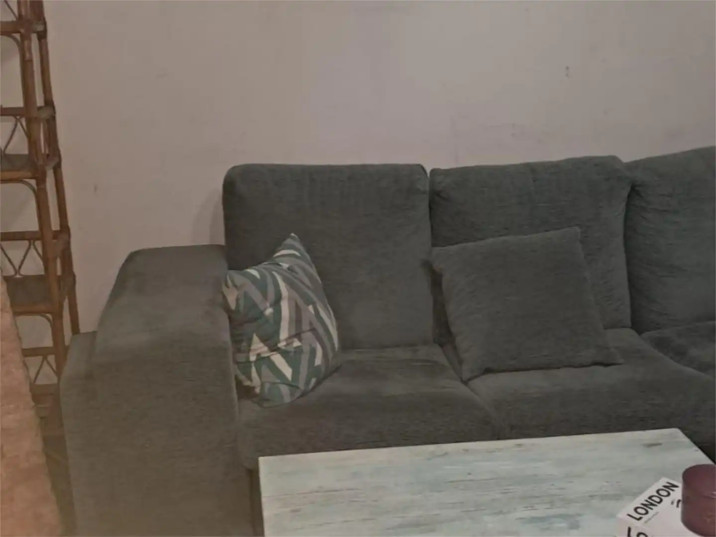 Room in Carrer del Portal Nou, 8, Centre - Barri Vell Living room of Flat for share in Girona with Heating, Furnished and Video intercom